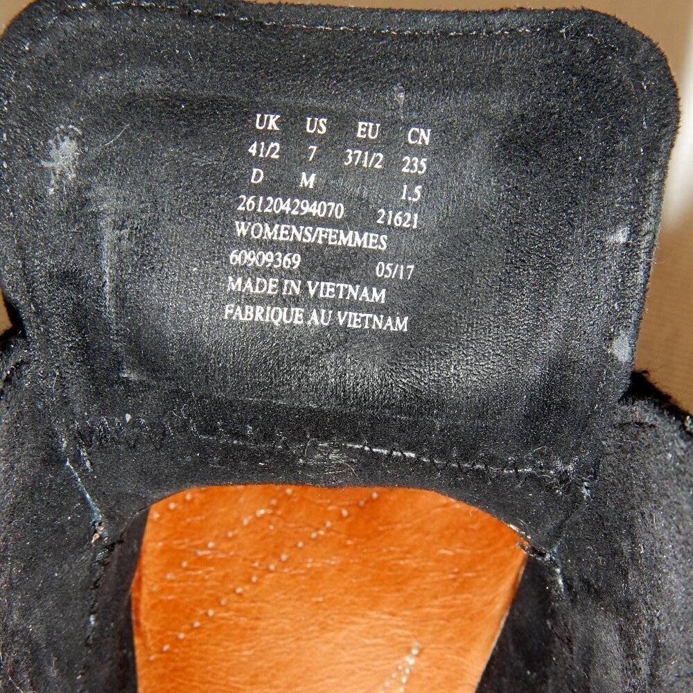Clarks Artisan Carleta Lyon Black Suede Leather Lace Bootie with 3" Heel Size 7 - Picture 10 of 12